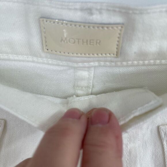 Mother White Slim Fit High Waisted Tomcat Patch Fray Hem Jean Short Size 29 - Picture 3 of 8